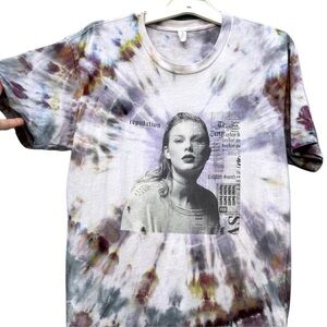 Taylor Swift Reputation Graphic T-Shirt Grunge Tie-Dye Design Size S
